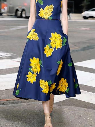 Elegant Regular Fit Floral Skirt